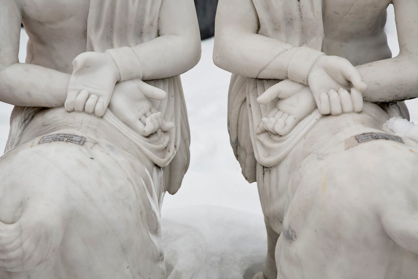 Tim Parchikov, Statues Rublievka 394 From the Times New Roman. Rublievka Series, 2012