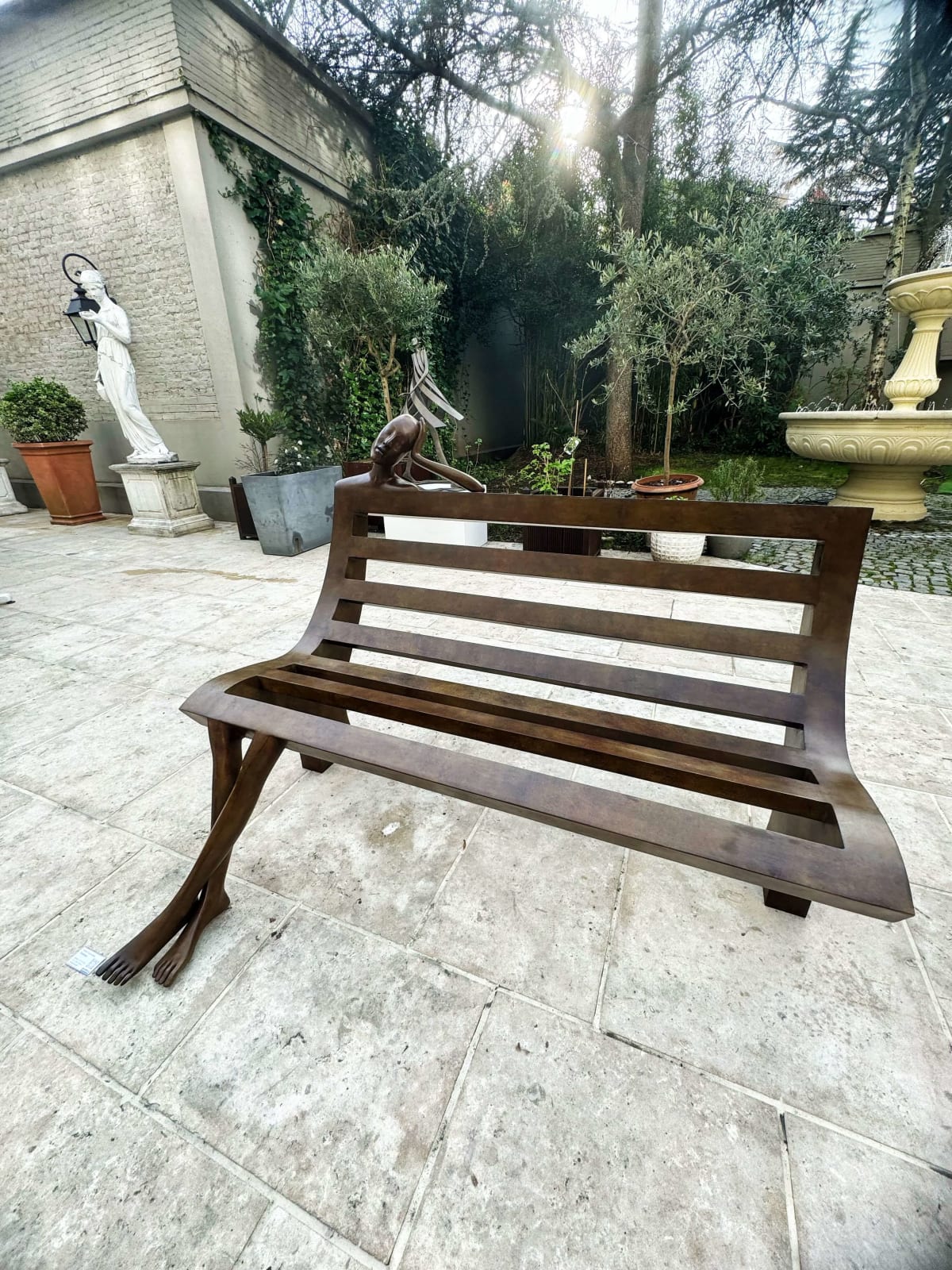 Daydream bench sculpture Isabel Miramontes monumental bronze sculpture for garden sculpture garden design garden art exterior design in Hotel Barsey by Warwick in Brussels Art Yi gallery Brussels art gallery