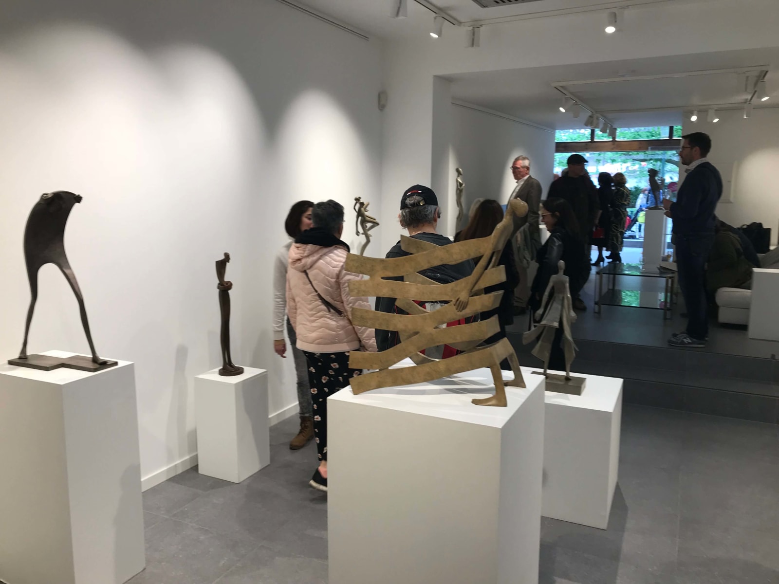 Meereswindskulptur Isabel Miramontes zeitgenössische Skulptur Bronzeskulptur Meeresskulptur Innenarchitektur Art Yi-Galerie Brüsseler Kunstgalerie
