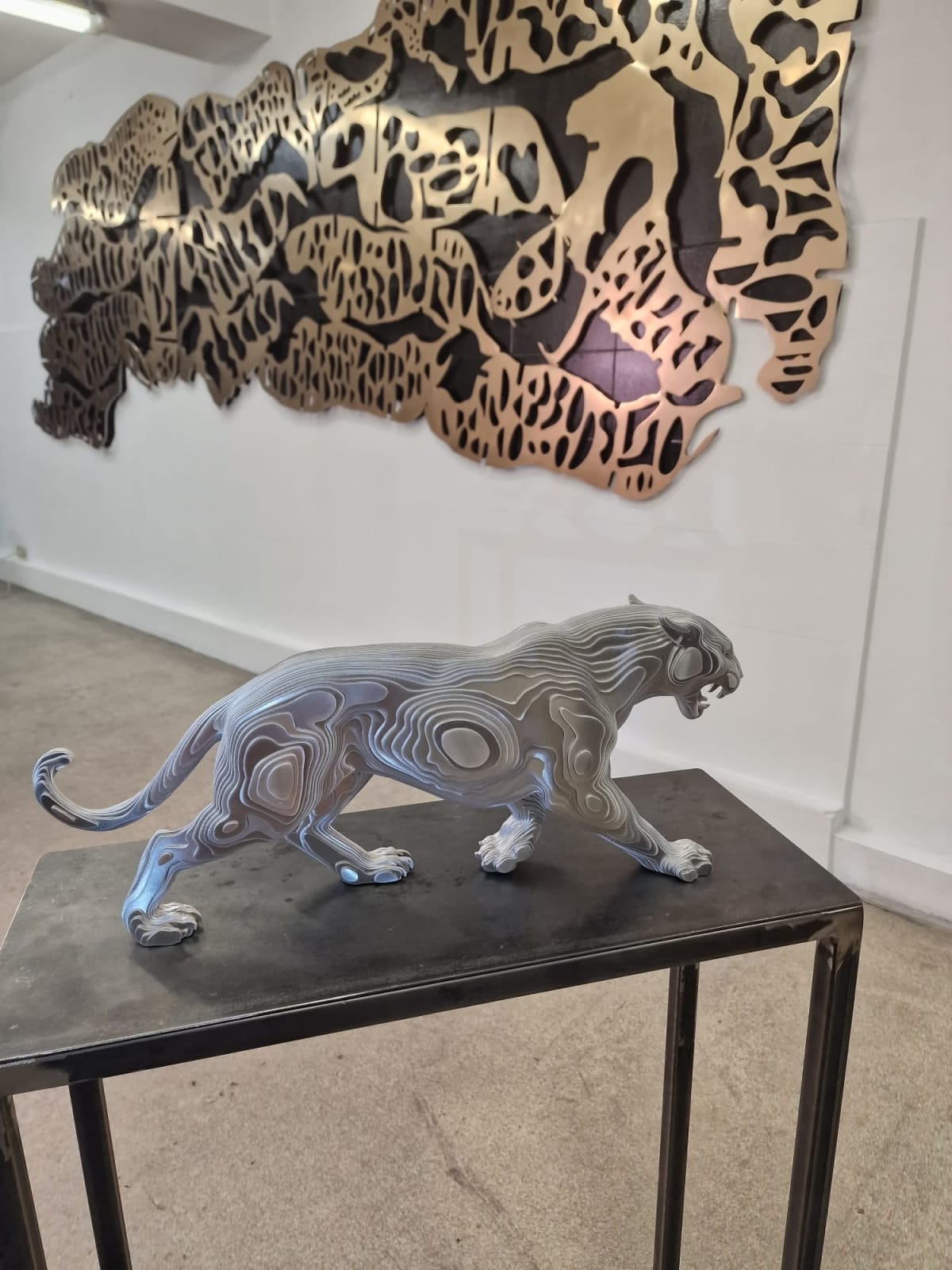 Sculpture léopard Puma Jean Paul Kala sculpture animalière contemporaine Art Vers la galerie Galerie d'art ART YI de Bruxelles