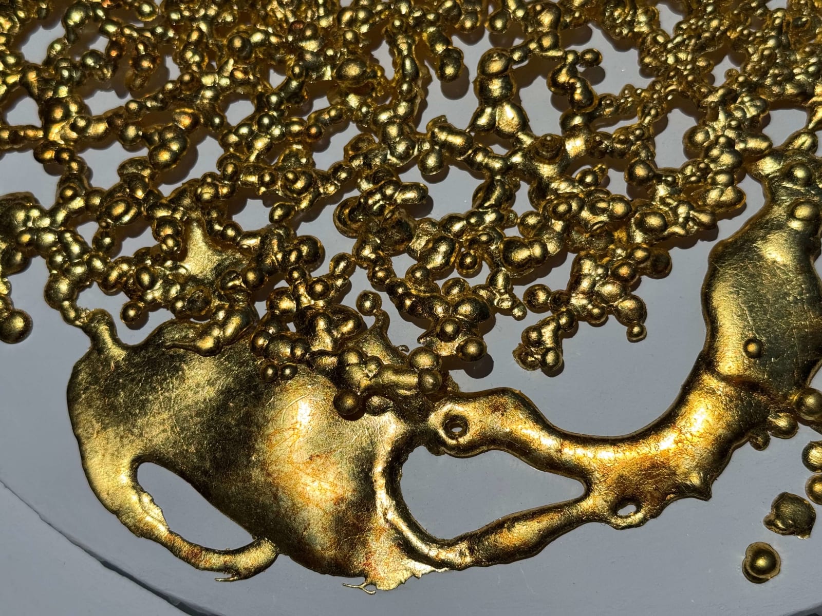 Circulation unknown power resin art gold leaf japanese art abstract painting abstract art mixed media Art Yi gallery Brussels Art gallery