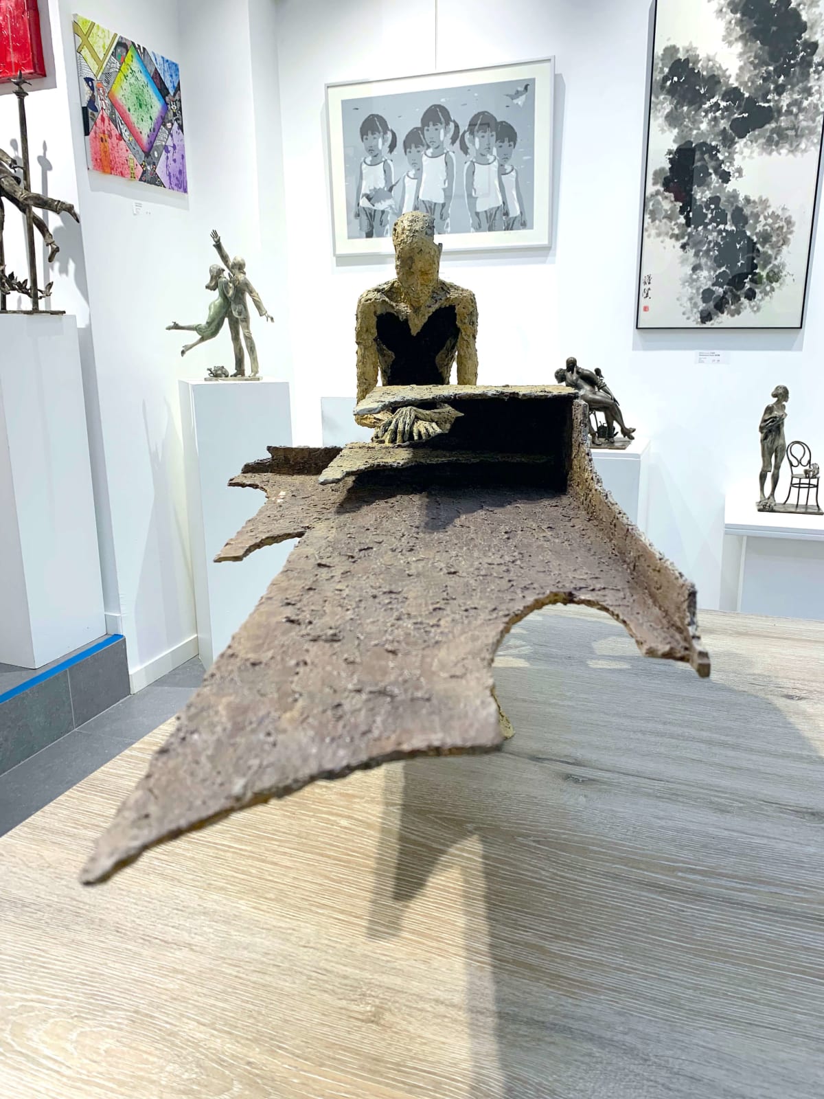 pianiste virtuose musicien bronze sculpture contemporaine jacques van den abeele à la galerie art yi à bruxelles