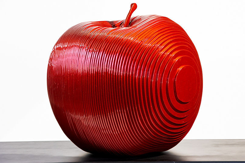 rode appelsculptuur bianca jean paul kala aluminium kunst hedendaagse beeldhouwkunst Art Yi-galerij Kunstgalerij Brussel
