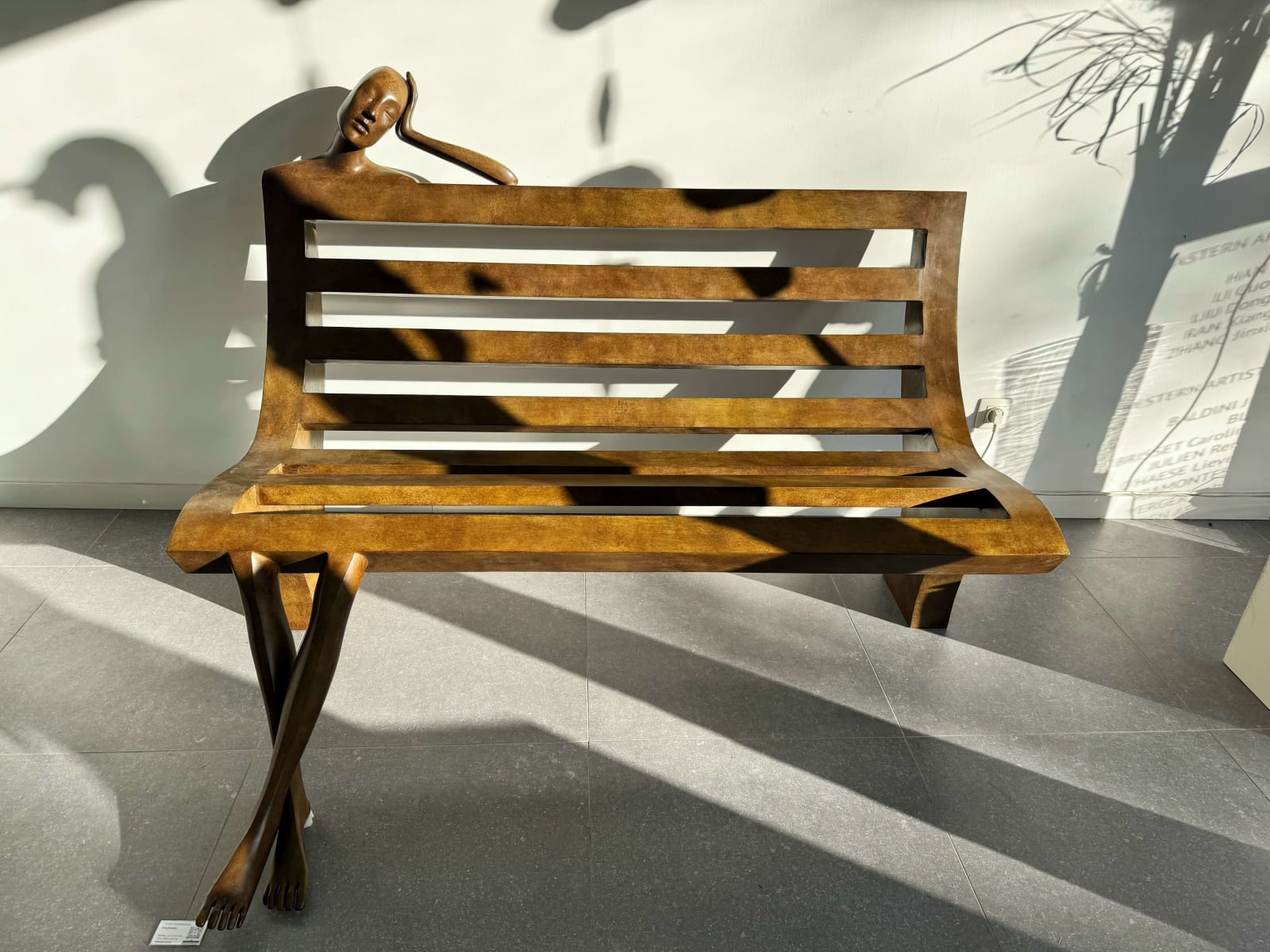 Daydream bench chair abstract contemporary bronze garden sculpture monumental sculpture isabel miramontes garden decoration design swimming pool chair garden design garden art ART YI art gallery brussels