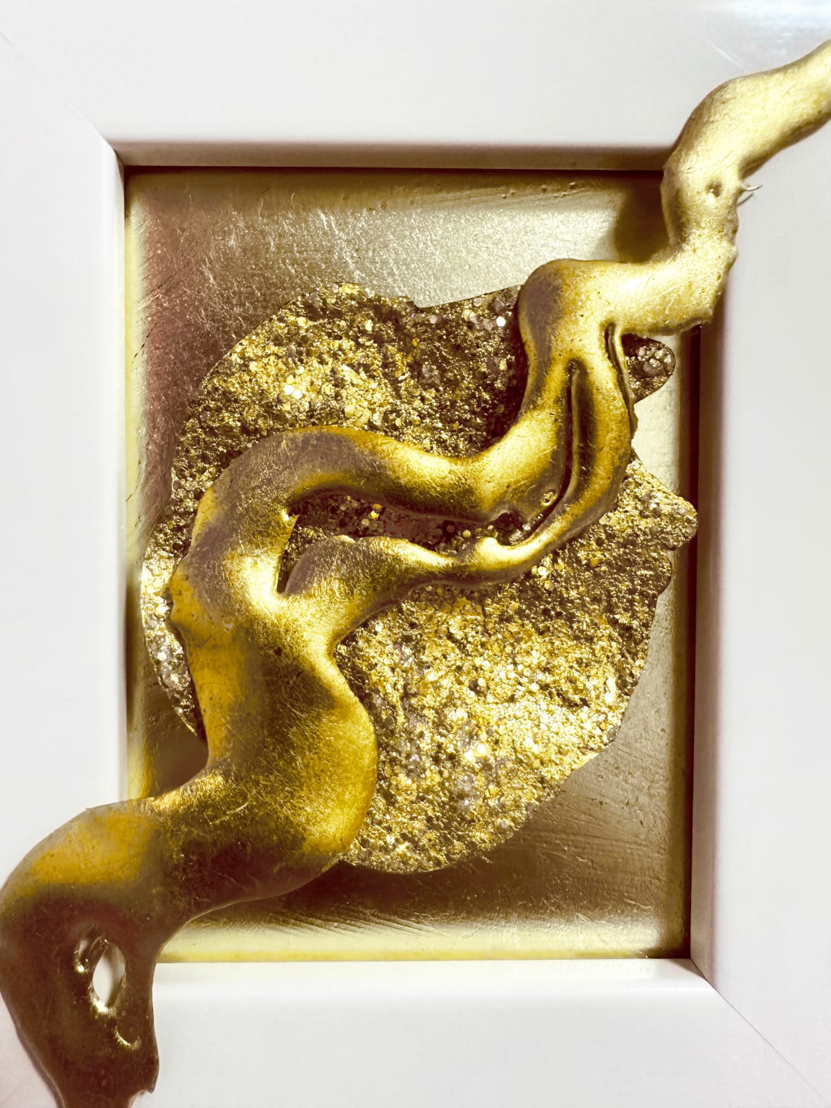 Richting onbekende kracht hars kunst bladgoud Japanse kunst abstract schilderij abstracte kunst mixed media Art Yi-galerij Kunstgalerij Brussel