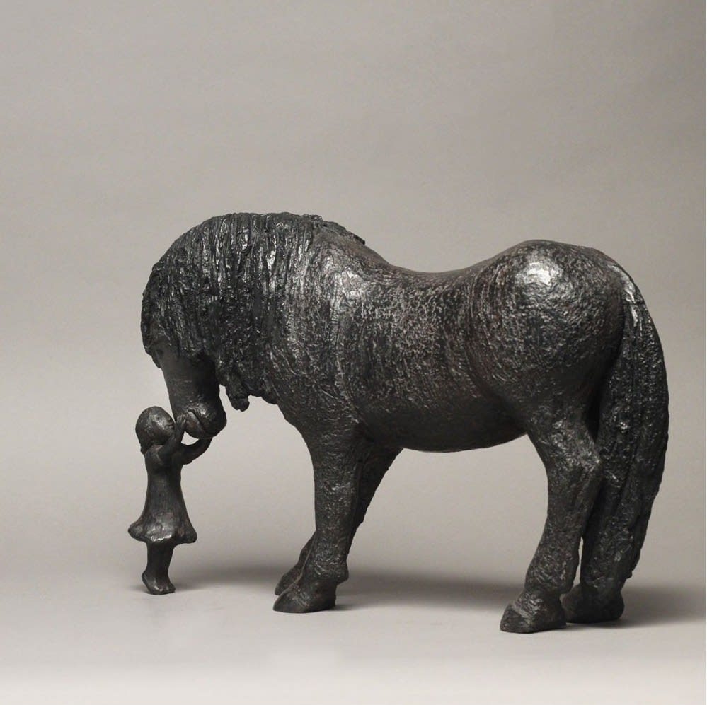 Mes enfants préférés merens mignons et adorable animal sculpture contemporaine de cheval en bronze sophie verger