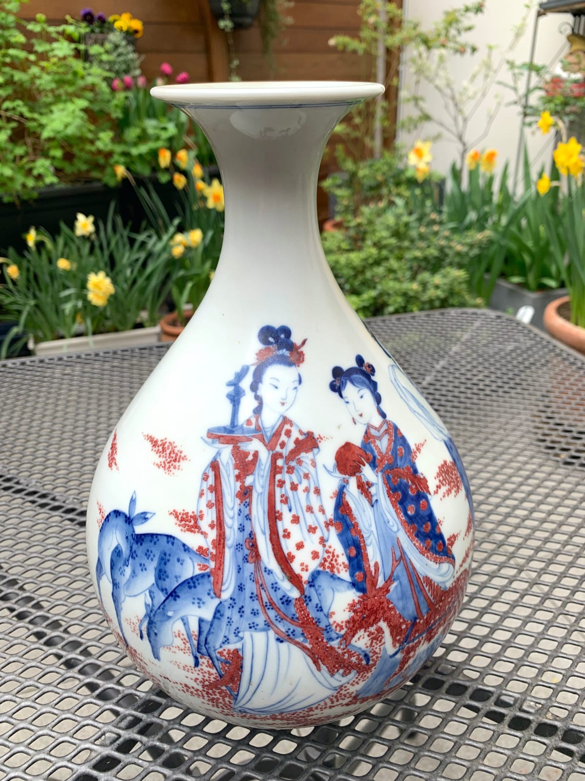 Qing Dynasty Style Blue and White and Red Underglaze Figurative Jade Pot Spring Vase (Bottom signed in Kangxi Period) Tsai Hsiao-fang contemporary ceramic art asian ceramic art asian porcelain art blue ceramic vase blue porcelaine vase art collection Art Yi gallery Brussels art gallery