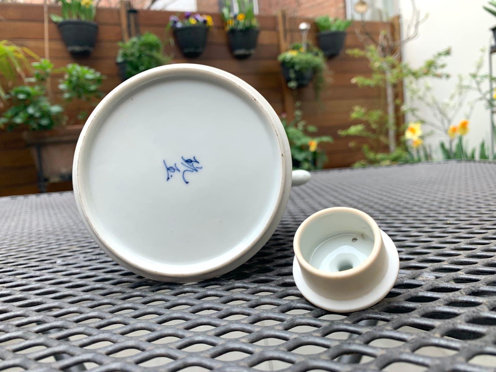 清代青花紅釉牡丹茶壺（底款「玩玉」）蔡晓芳當代陶瓷藝術亞洲陶瓷藝術亞洲瓷器藝術藍瓷花瓶藍瓷花瓶藝術收藏