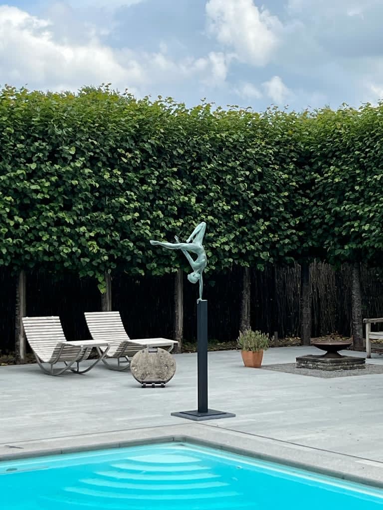 Free ways of being Marc de Corte dancing woman sculpture girl sculpture couple dance sculpture naked human sculpture garden sculpture bronze sculpture contemporary sculpture Art Yi gallery Brussels art gallery