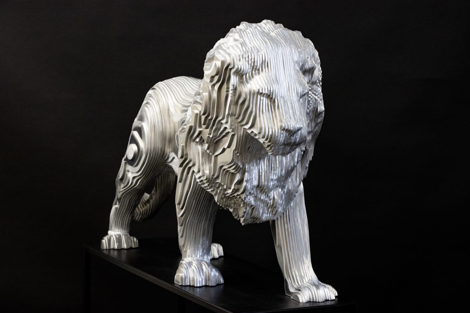 leone lion animal contemporary sculpture art of Jean-Paul KALA