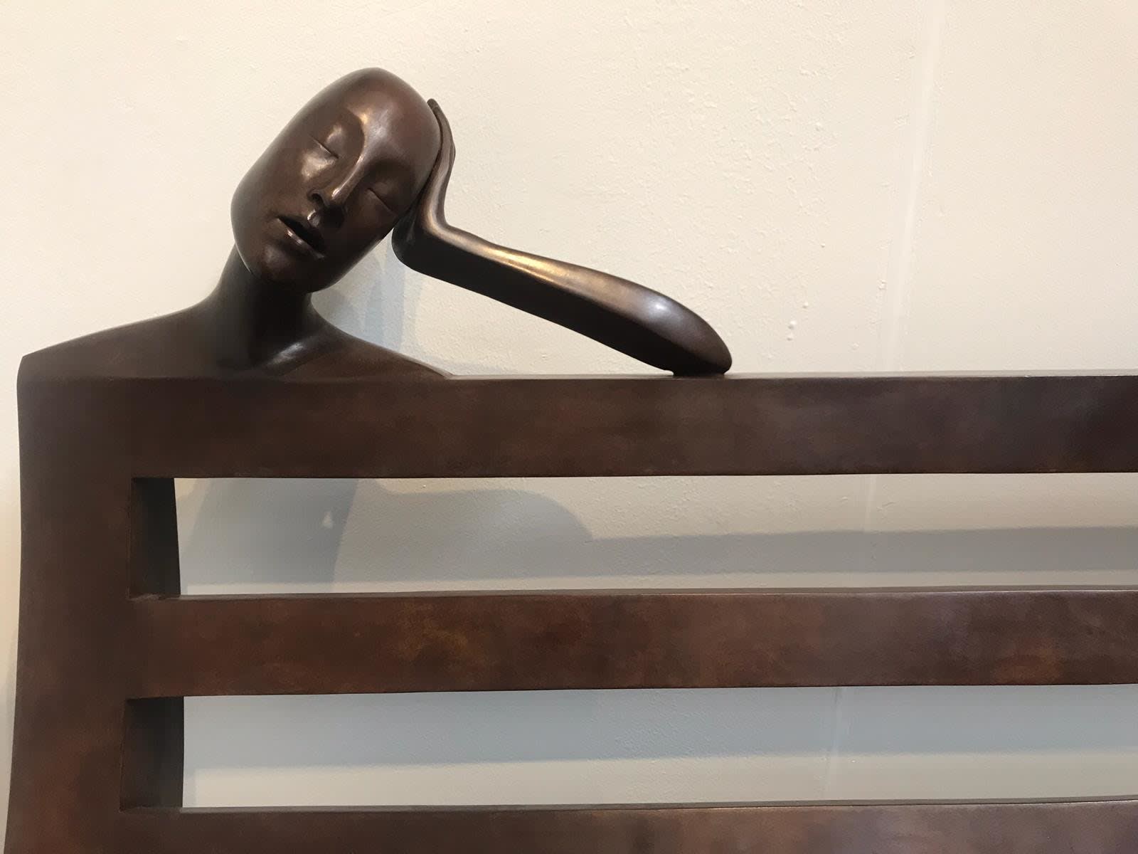 Daydream bench chair abstract contemporary bronze garden sculpture monumental sculpture isabel miramontes garden decoration design swimming pool chair art yi gallery brussels