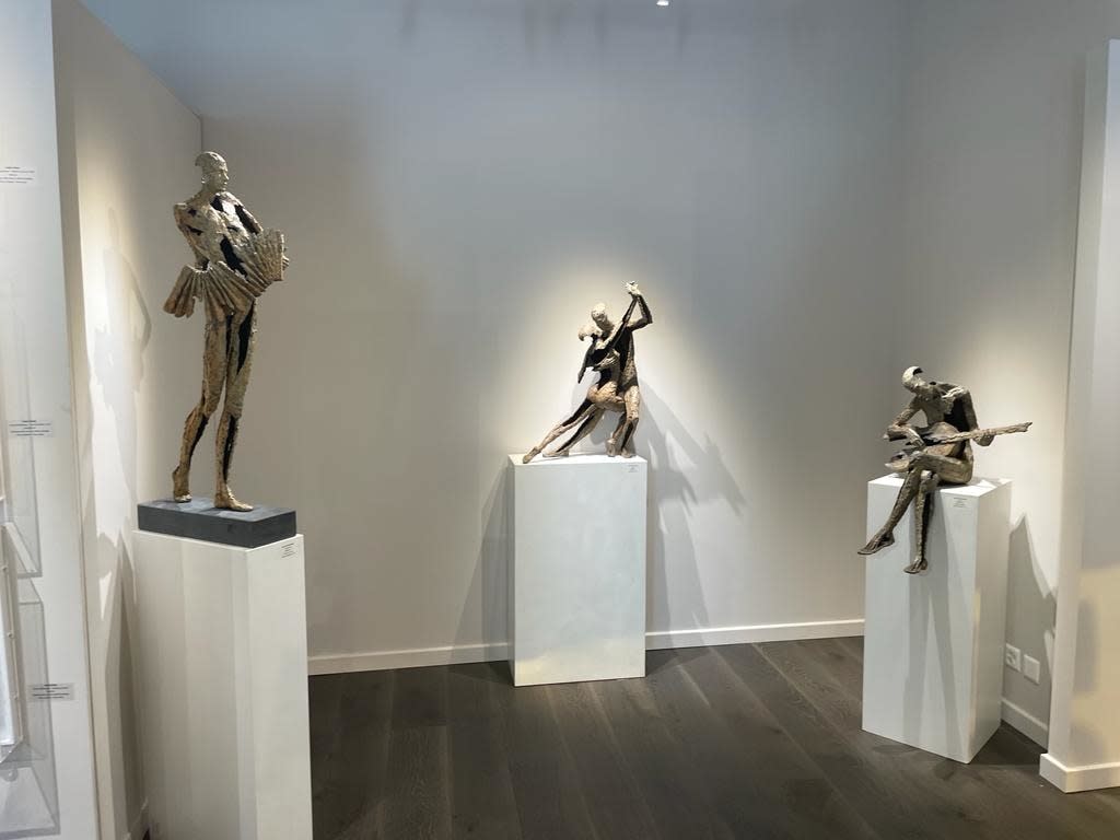 Tango eine Paartanzskulptur Jacques van den Abeele Art Yi Galerie Brüssel Brüsseler Kunstgalerie