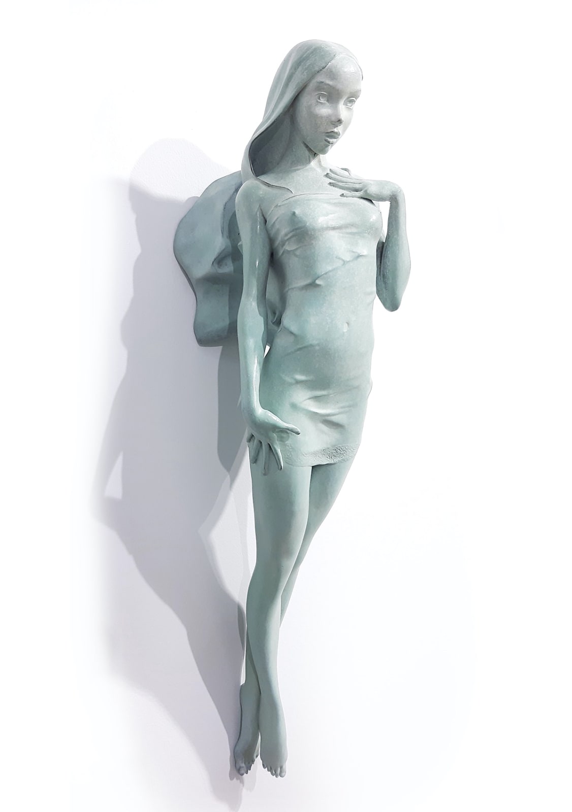 Spring sculpture Marc de Corte angel sculpture girl sculpture free dance sculptur edancing woman naked human sculpture wall sculpture bronze sculpture contemporary sculpture Art Yi gallery Brussels art gallery