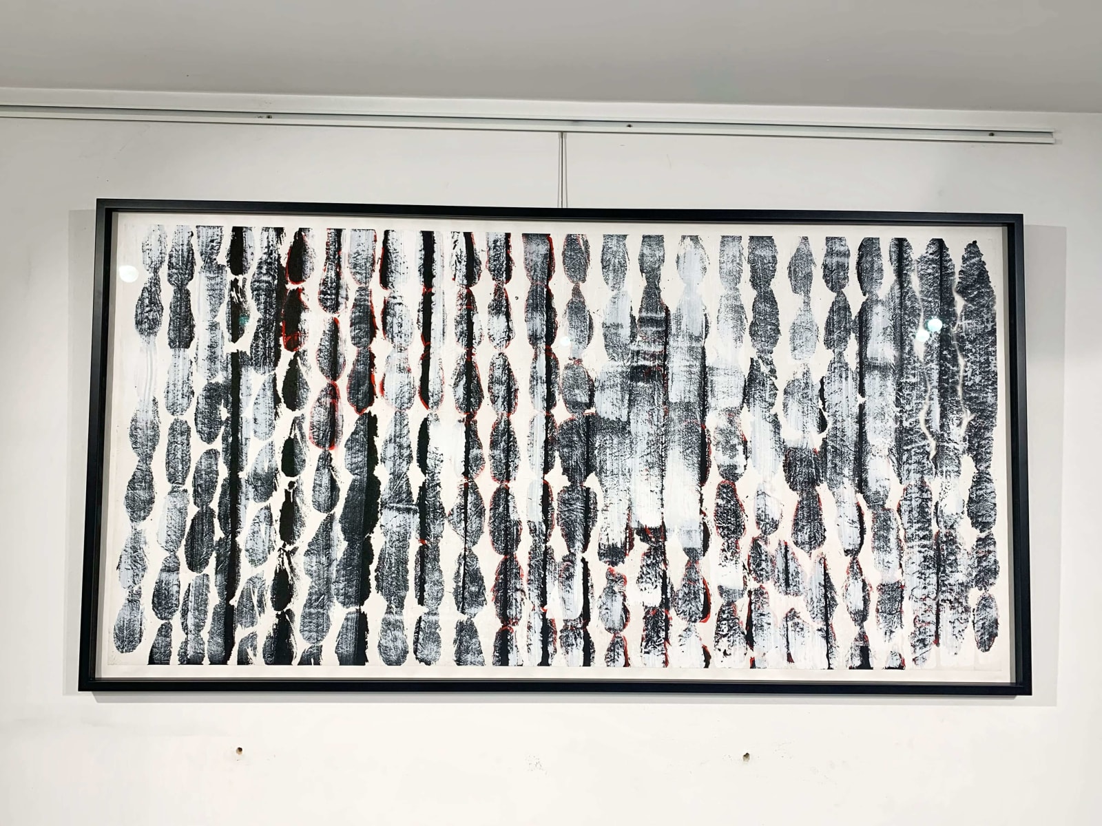 black and white chinese ink art contemporary abstract painting li guofang the rain and the rest ART YI gallery Brussels art gallery