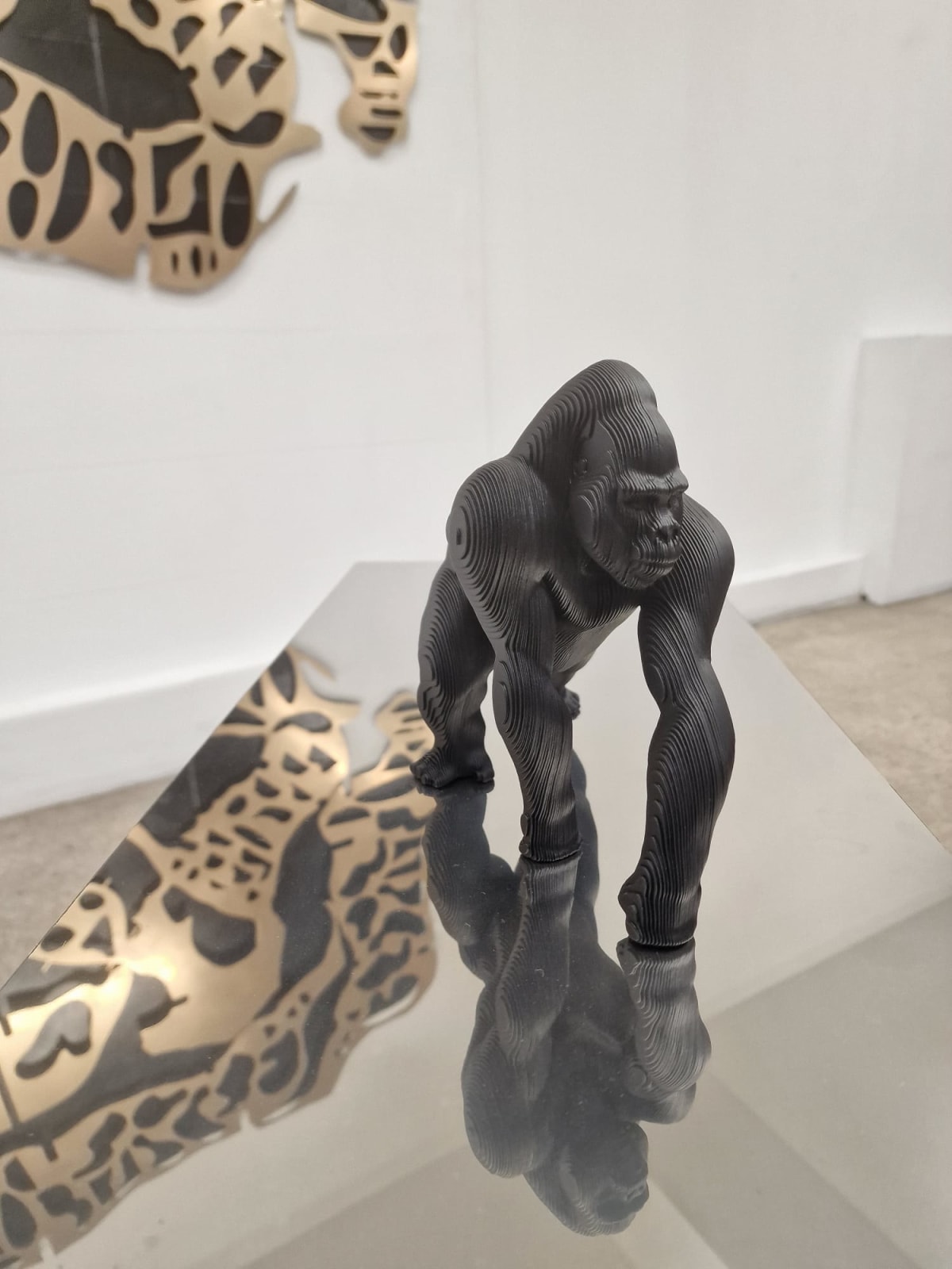 matata gorilla sculpture black monkey sculpture king kong Jean Paul kala contemporary art animal sculpture art Art Yi gallery Brussels art gallery