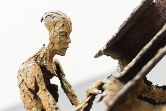 virtuose pianist musician bronze contemporary sculpture jacques van den abeele at art yi gallery brussels