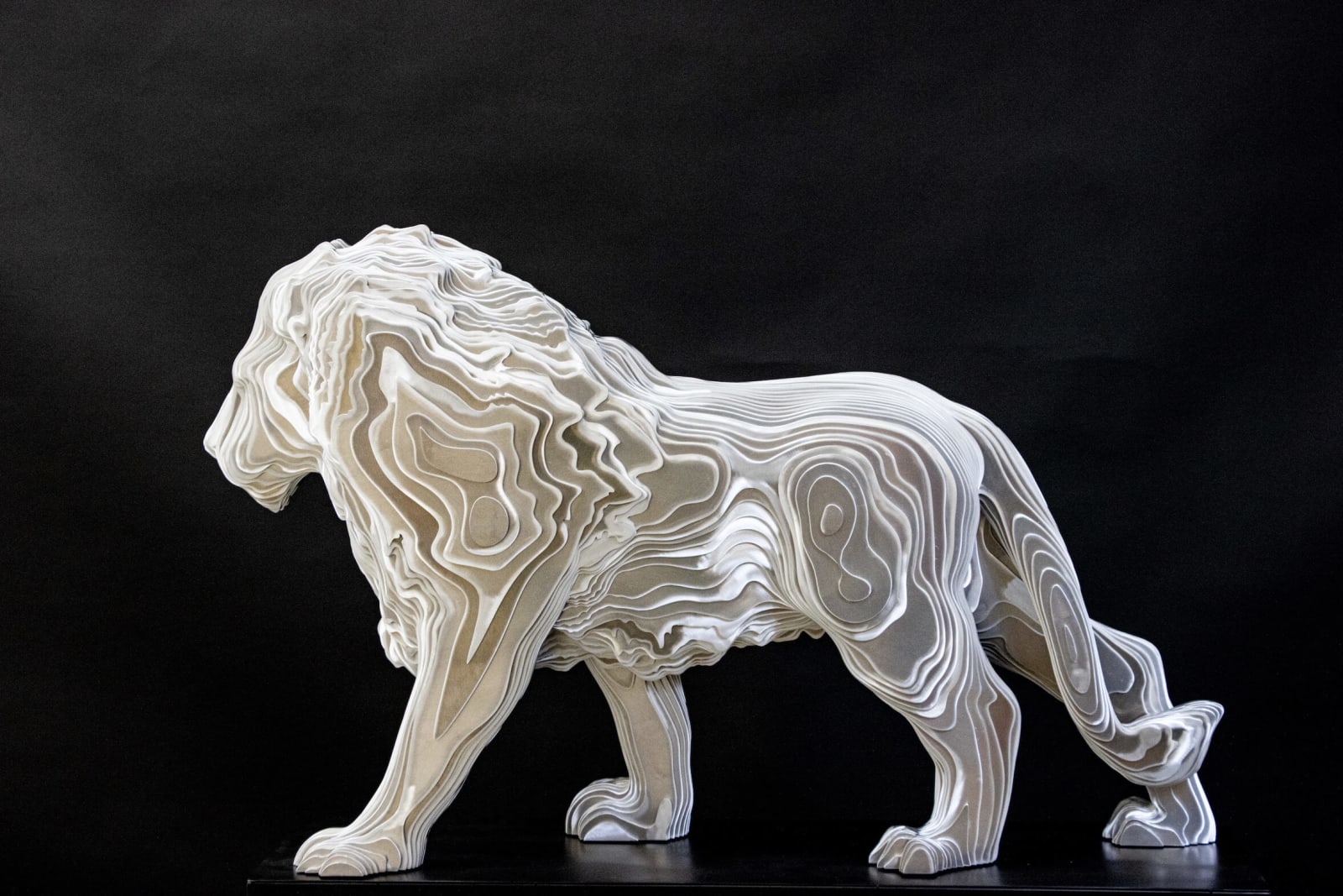 leone lion animal contemporary sculpture art of Jean-Paul KALA