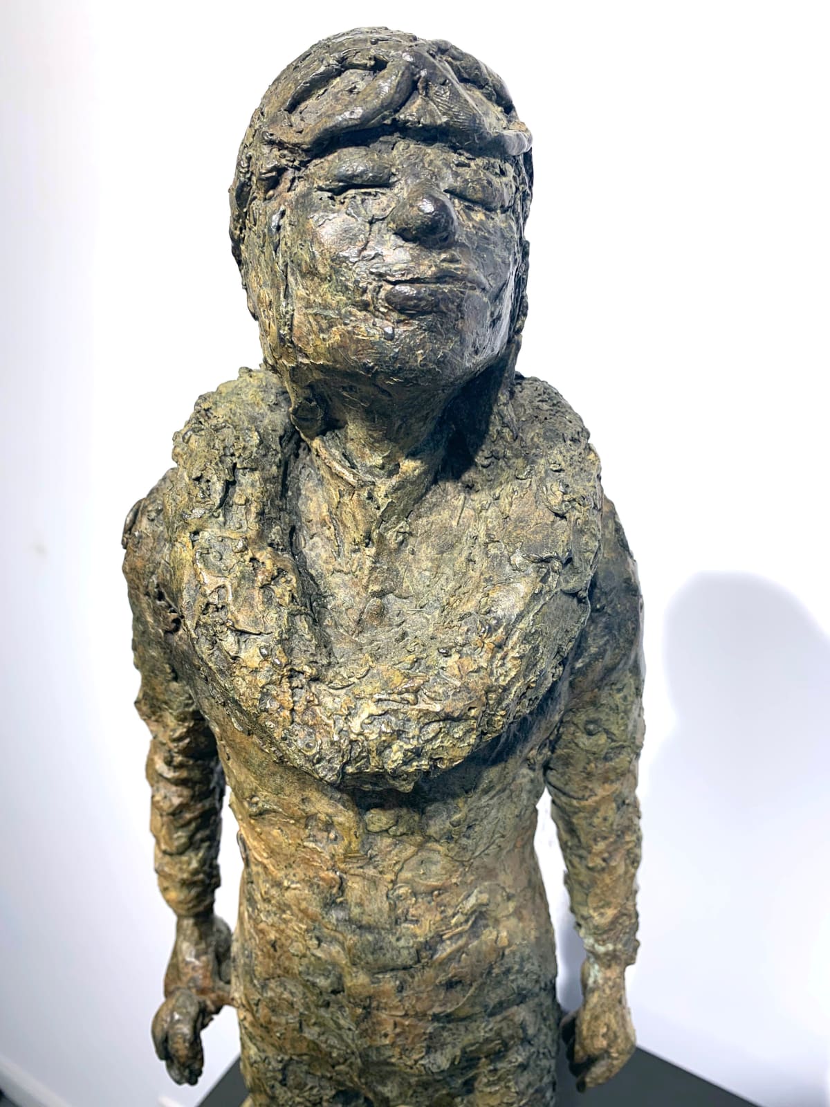 The winner lieven d'haese contemporary bronze sculpture boy running sculpture sport sculpture Art Yi child sculpture childhood dream art gallery in brussels