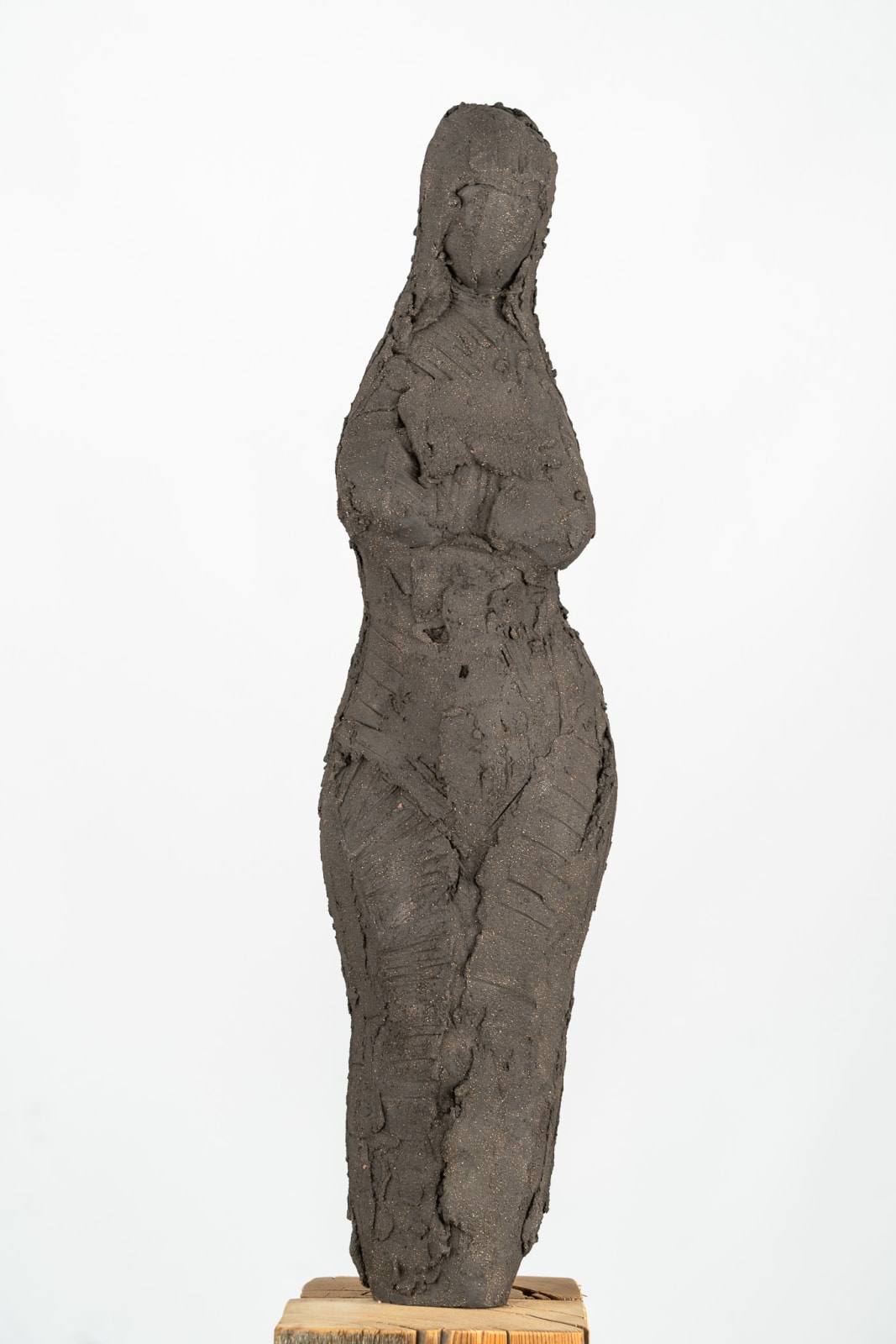 Standing abstract figurative ceramic sculpture by artist Emilio DiIorio