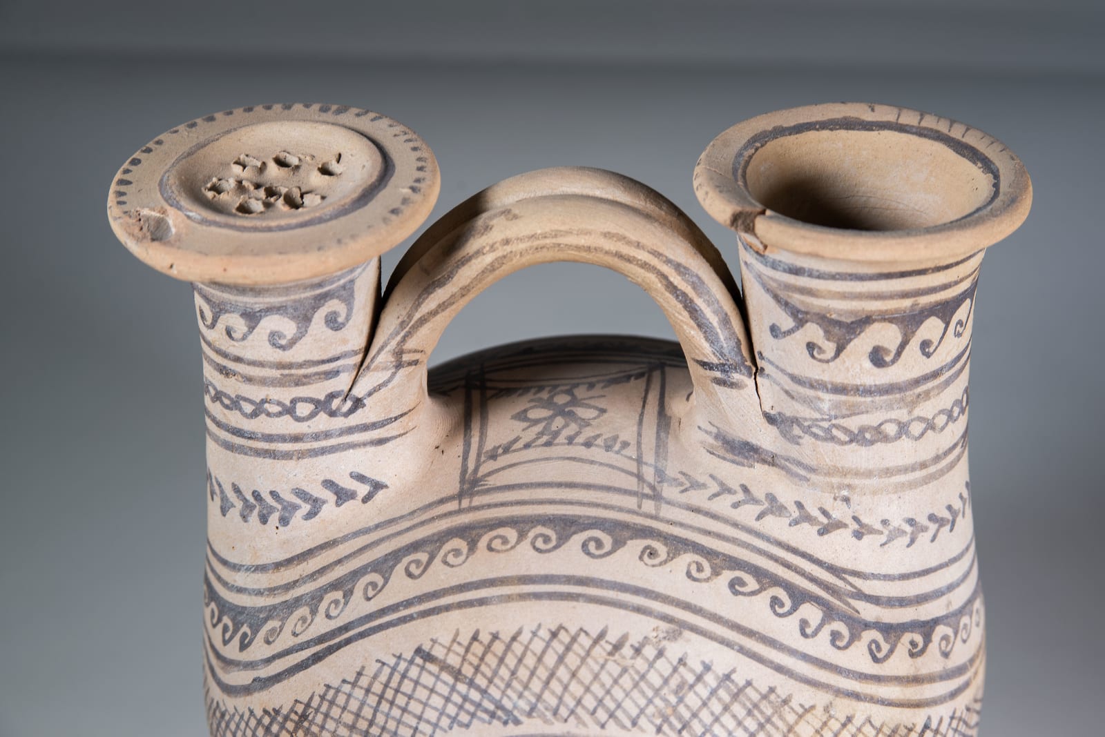A Large Daunian Askos, Greek, Magna Graecia, Daunia. 4th Century B.C.E.