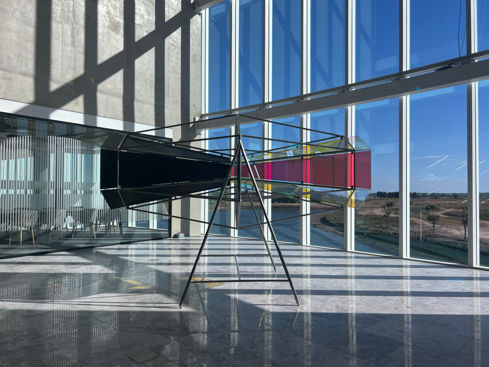 Olafur Eliasson, Red double kaleidoscope, 2005