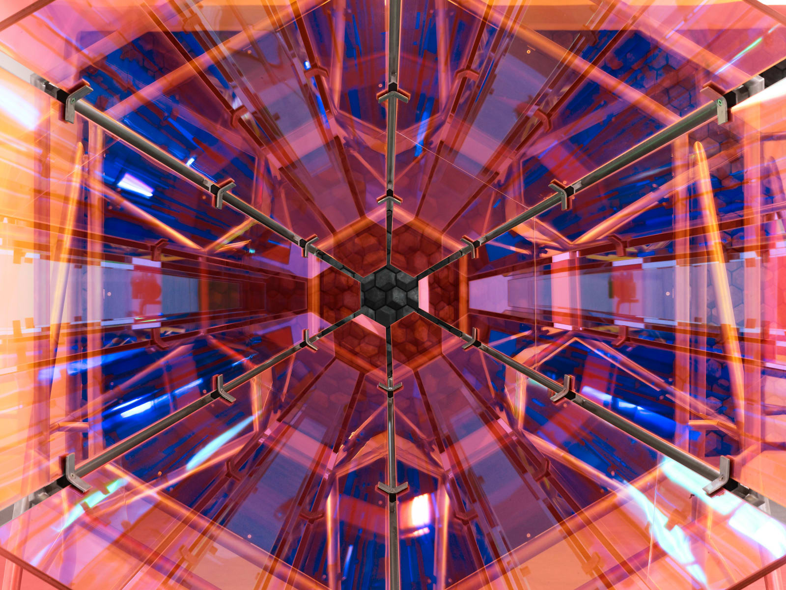 Olafur Eliasson, Red double kaleidoscope, 2005
