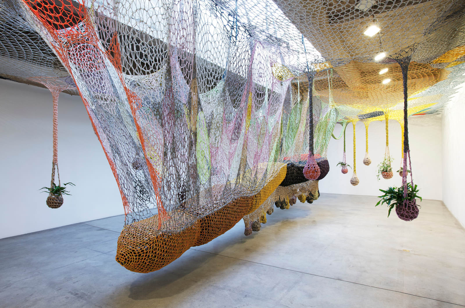 Ernesto Neto, The Sun Lits Life, Let the Son, 2012