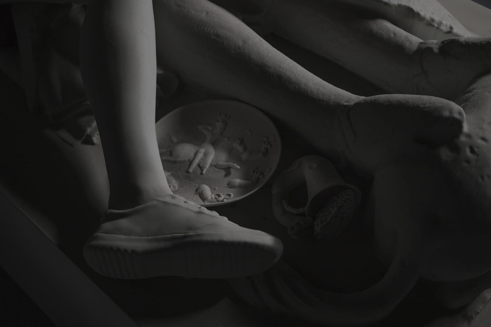 Adrián Villar Rojas, The theater of disappearance (4), 2017
