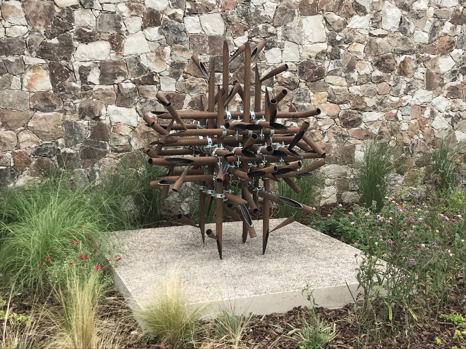 Luciana Lamothe, A hundred degree, 2015