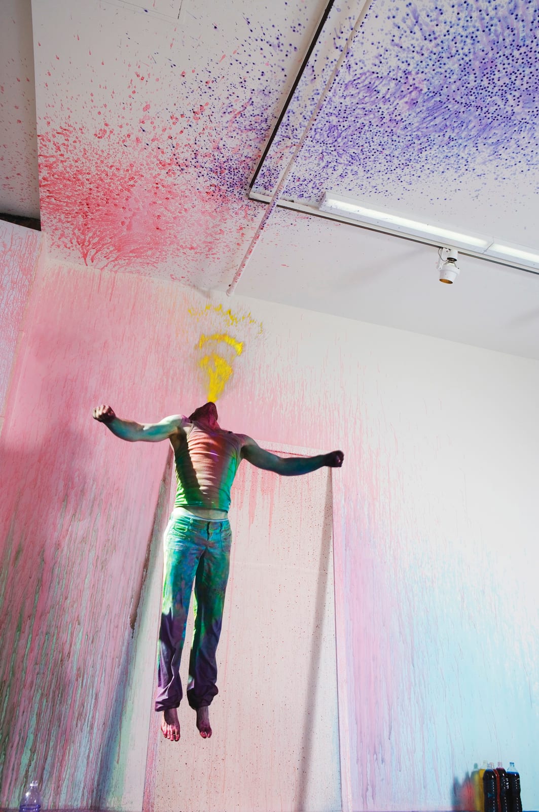 Oliver Herring 奥利弗·赫林, Areas for Action, Day 1: Color Spit Solo Reid jumps and spits Yellow paint, 2010