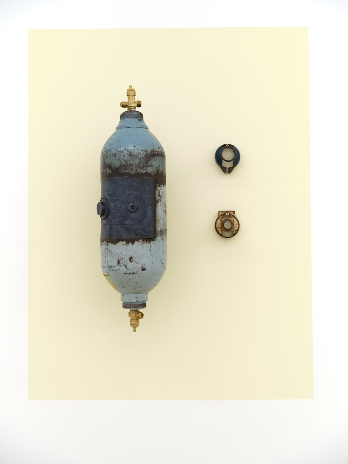 Zhang Yibei 张移北 , Vase 花瓶, 2021