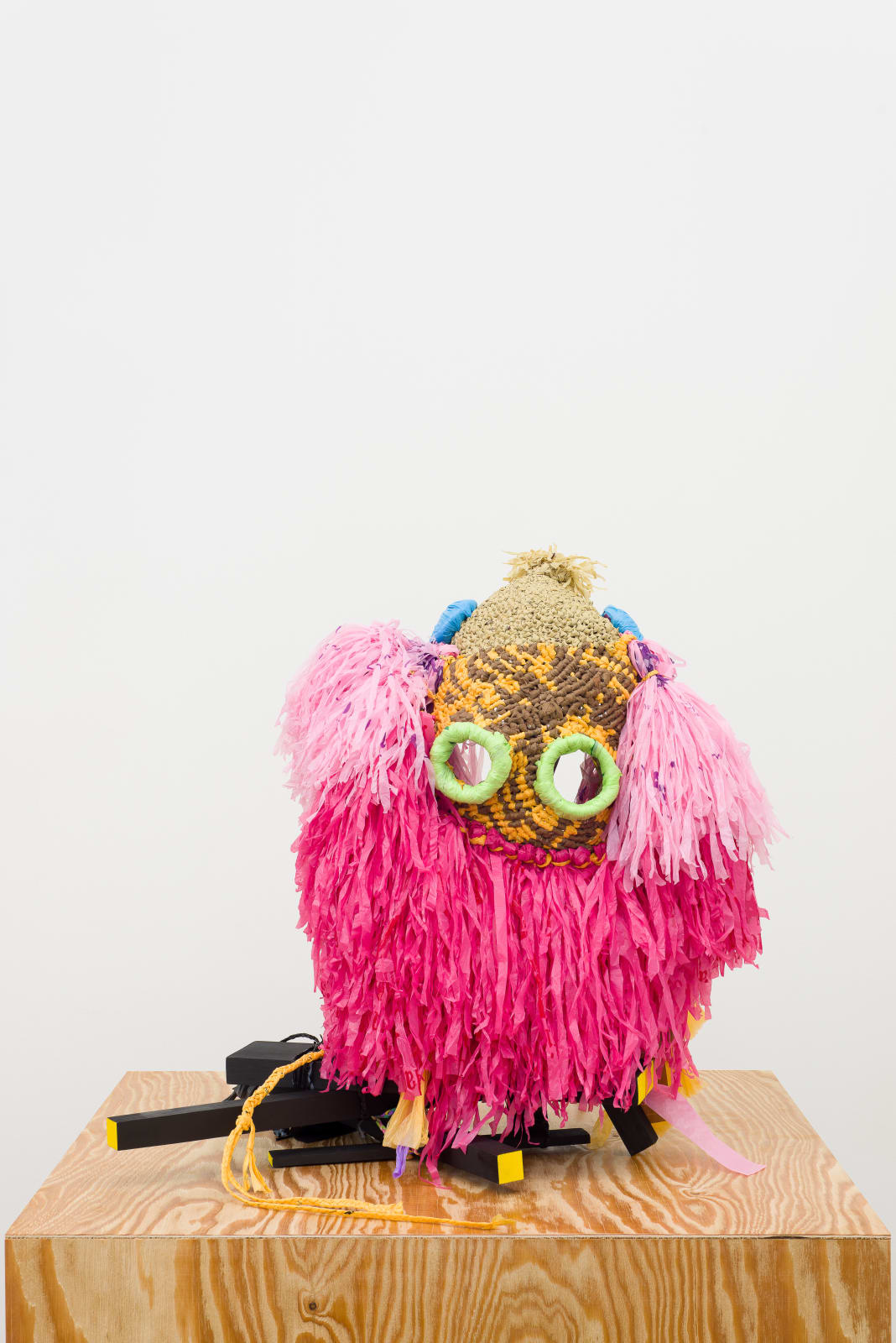 Heidi Voet 海蒂·芙欧特, Let’s take off our masks And be so natural Let’s behold ourselves And break this evil spell, 2015