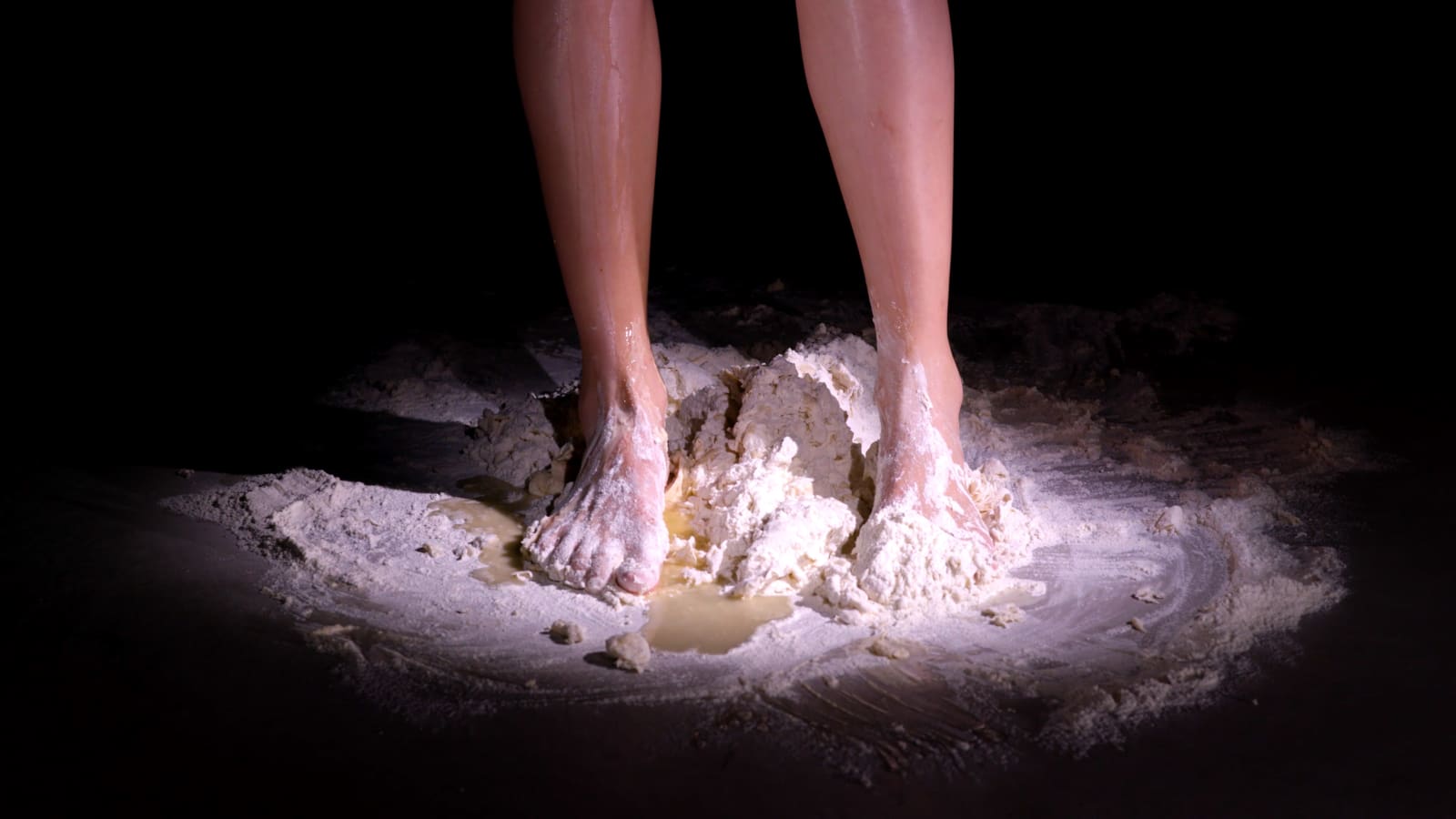 Cao Yu 曹 雨, The Labourer 劳动者, 2017