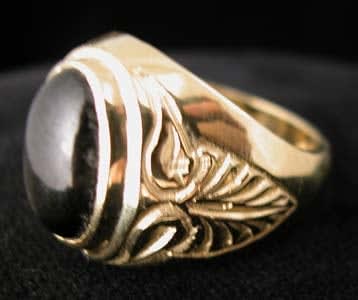 Gold Ring with Cabochon Black Cross Star Sapphire