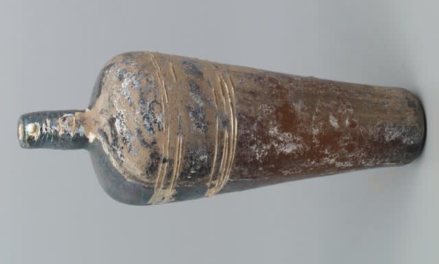 Large Violet Glass Vessel, 100 CE - 200 CE