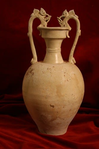 Tang Creme-Glazed Vase with Dragon Handles, 618 CE - 906 CE