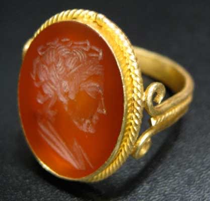 Carnelian Seal Set in Gold Ring, 18th Century CE - 19th Century CE