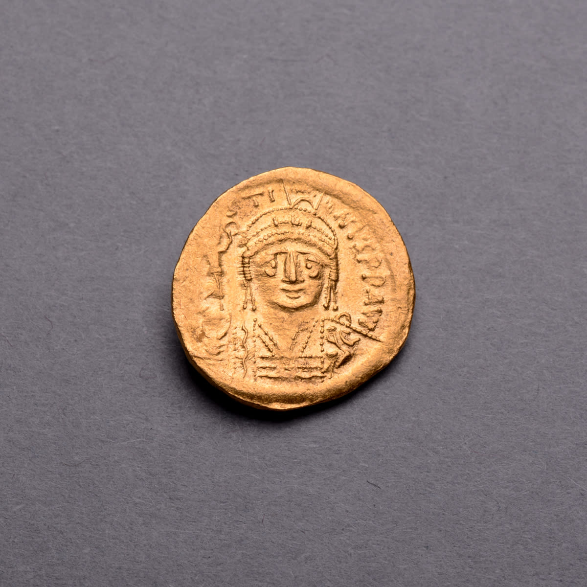 Byzantine Gold Solidus of Emperor Justin II, 565 CE - 578 CE
