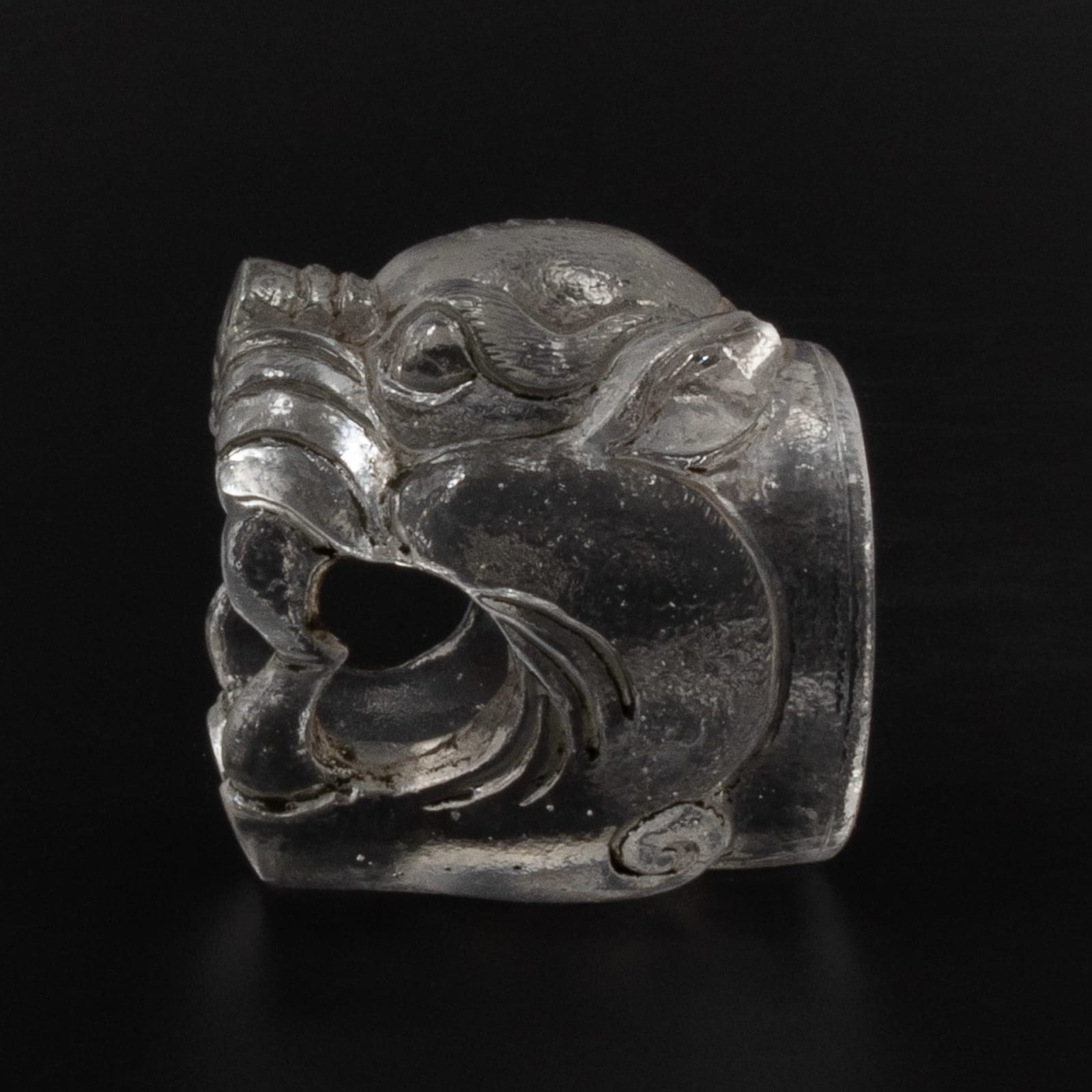 Qing dynasty figurine of the head of a mythological beast, 1644-1912