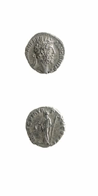 Silver Denarius of Emperor Commodus, 180 CE - 192 CE