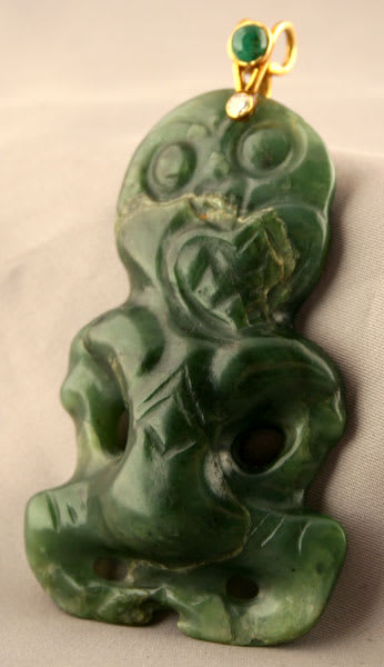 Maori Jade Hei Tiki Amulet Mounted in a Gold Pendant Clasp with and Emerald and Diamond, 1600 CE - 1900 CE