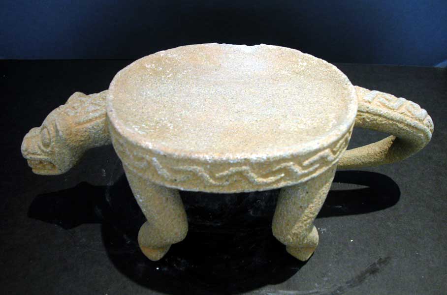 Atlantic Watershed Basalt Metate in the Form of a Jaguar, 100 CE - 500 CE