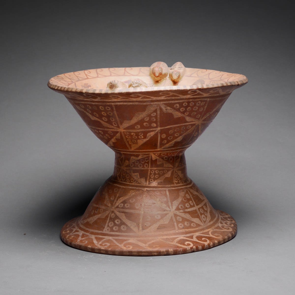 Moche Painted Terracotta Florero Vessel, 400 CE - 800 CE