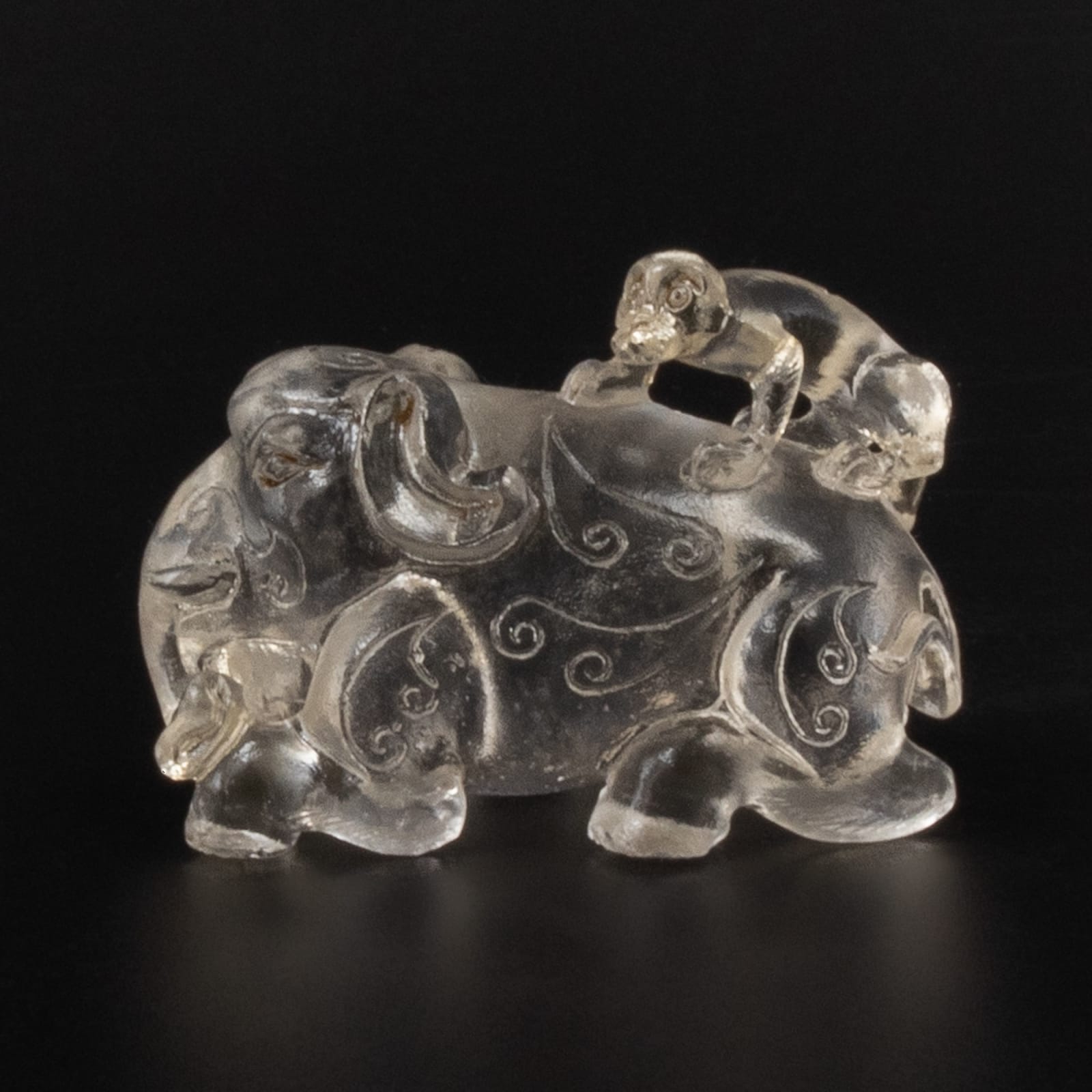 Cast glass figurine of a monkey riding an elephant, 1644-1912
