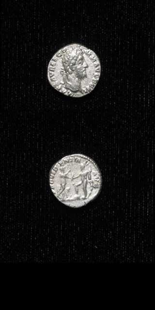Silver Denarius of Emperor Commodus, 192 CE