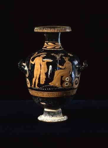 Apulian Red-Figure Hydria, 400 BCE - 300 BCE