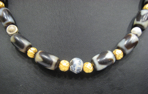 Agate and Carnelian Bead Necklace, 300 BCE - 1900 CE