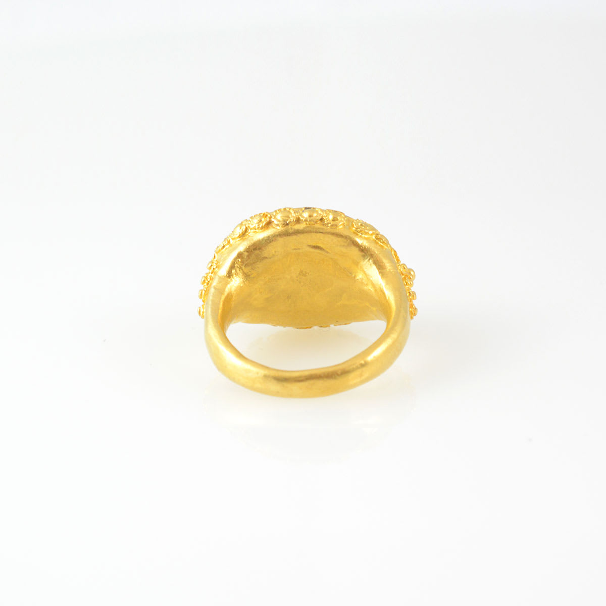 Parthian Gold Ring with a Carnelian Intaglio, 100 CE - 500 CE