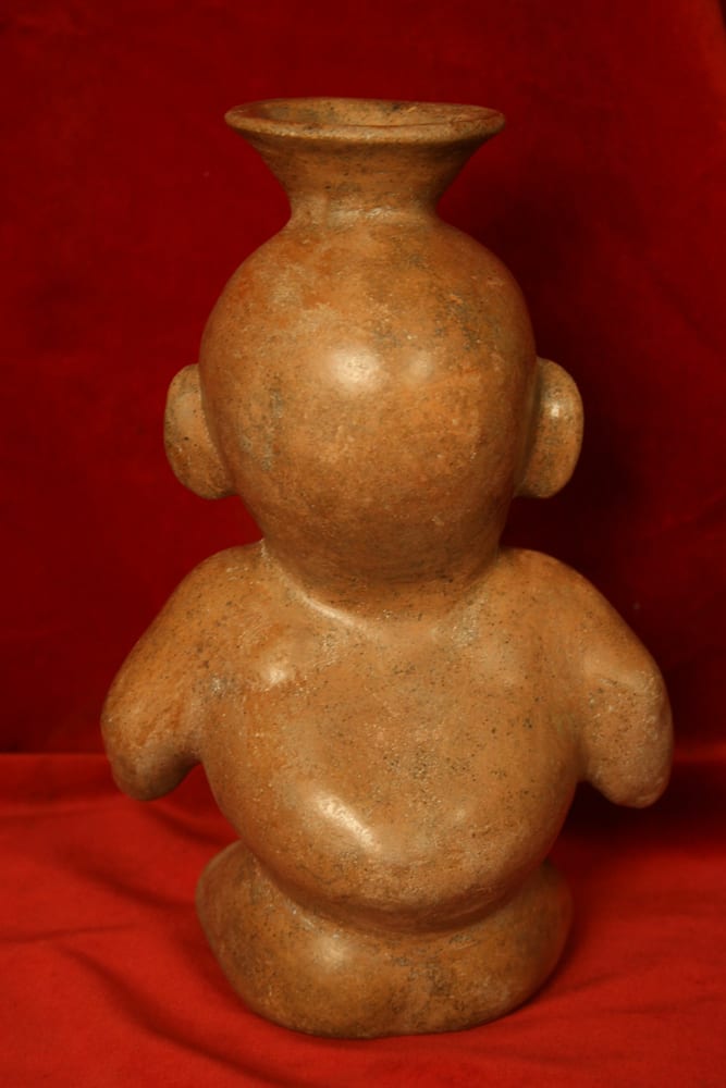 Colima Vessel in the Form of a Seated Hunchback, 300 BCE - 300 CE