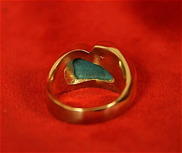 Gold Ring with Faience Eye of Horus Amulet, 1600 BCE - 1100 BCE